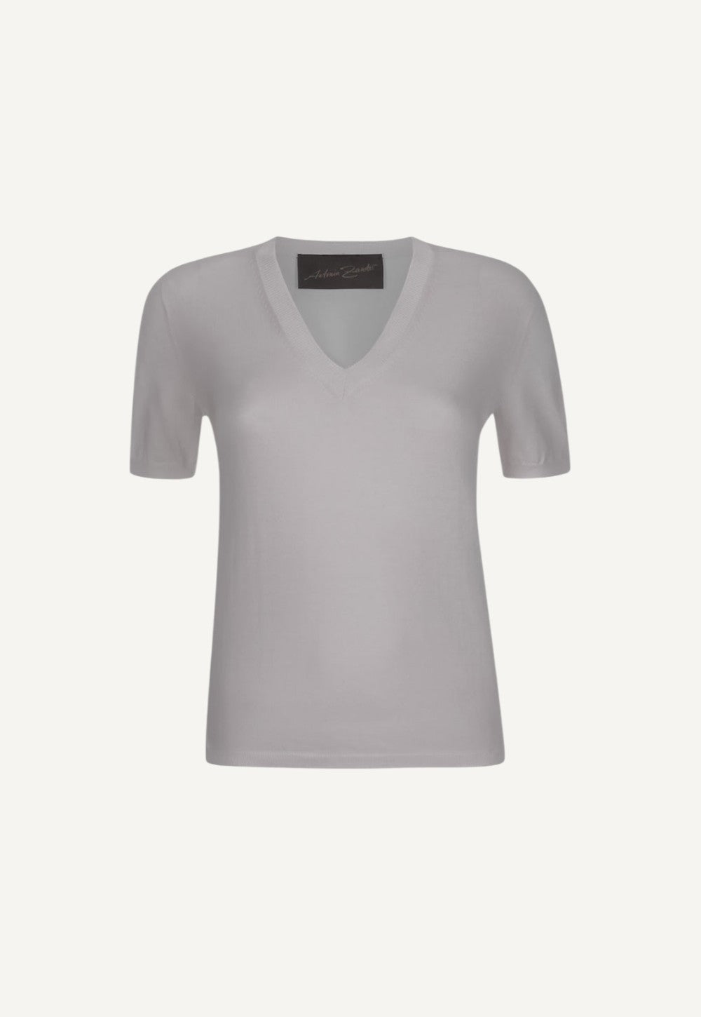 Antonia Zander Jana V-Shirt in kit, product view.
