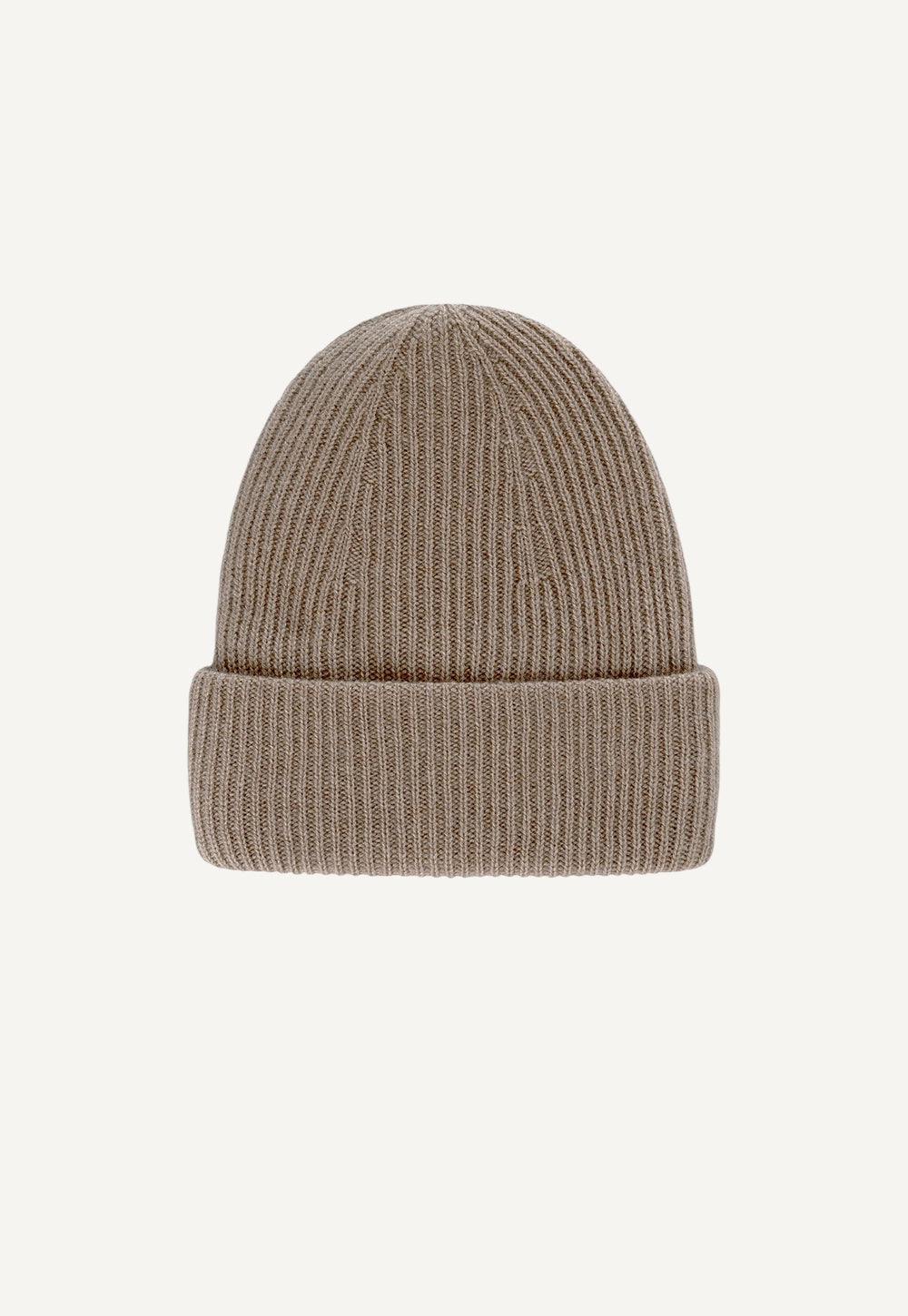 Antonia Zander Pisa Beanie in Sesame, a double-layered cashmere hat in fisherman’s rib