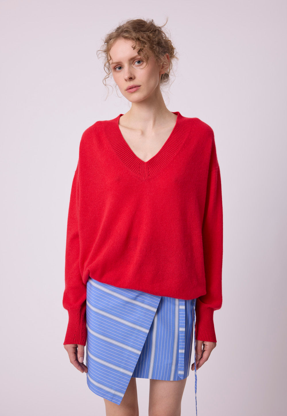 Vlaminia Sweater by Antonia Zander, full look.