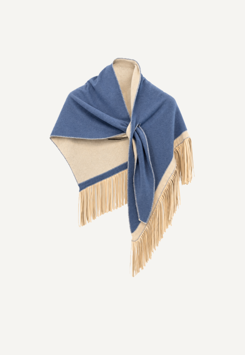 Antonia Zander Anina Tricolore Triangolo Lapponia – blue and ivory cashmere triangle shawl with cream-colored leather fringes and knotted draping, front view.