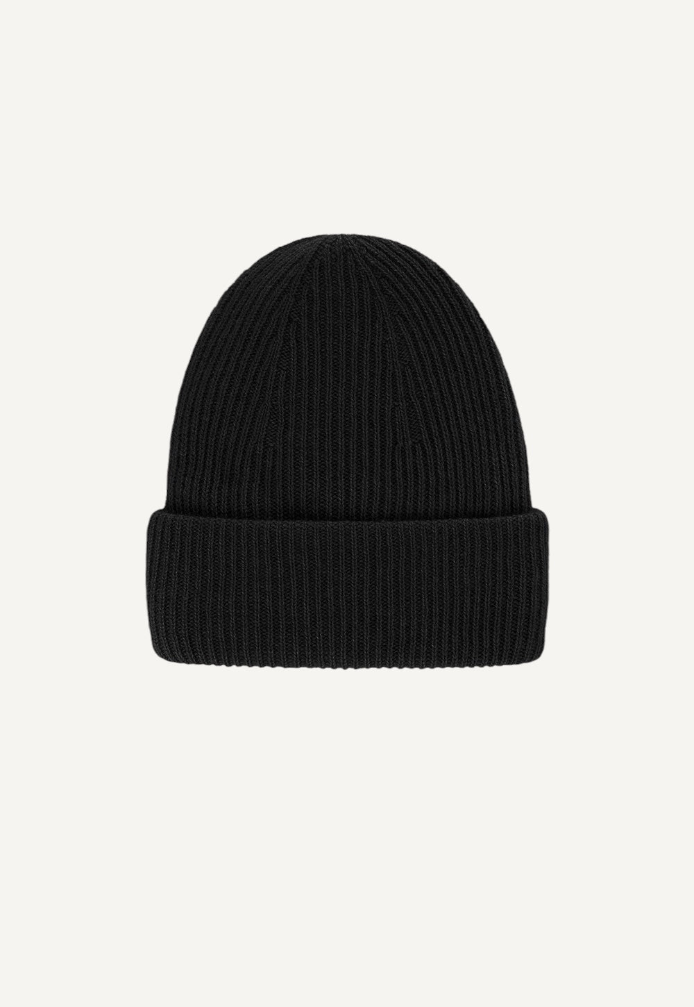 Antonia Zander Pisa Beanie in Black, a double-layered cashmere hat in fisherman’s rib