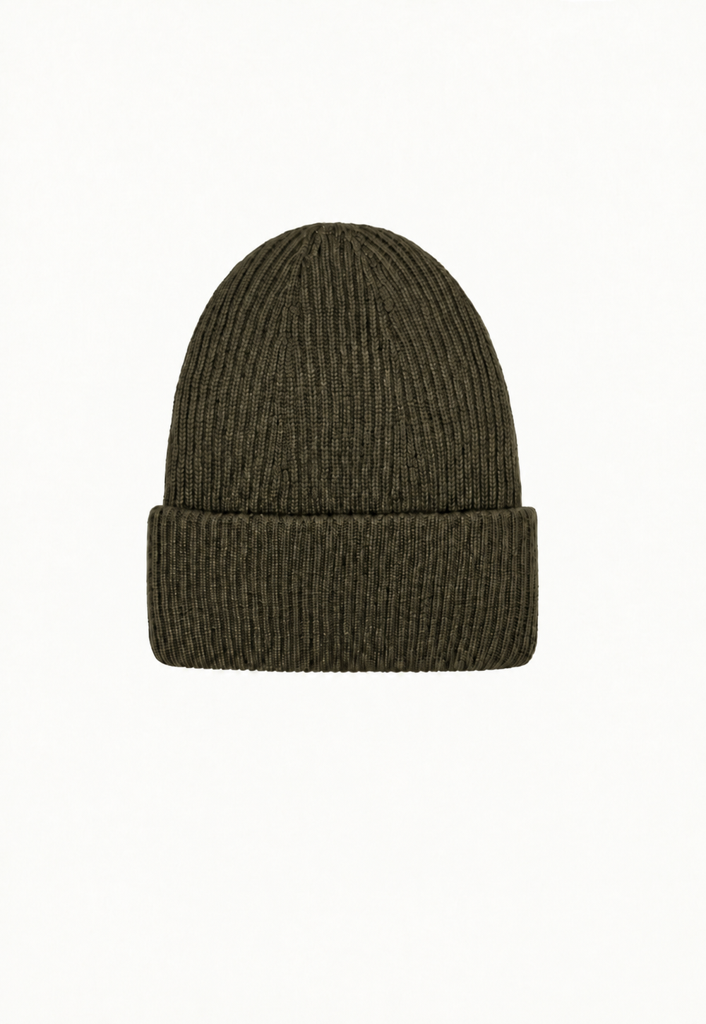 Antonia Zander Pisa Beanie in Fourreaunoir, a double-layered cashmere hat in fisherman’s rib