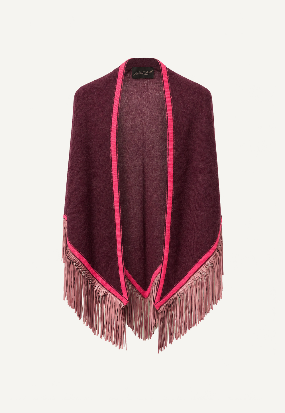 Antonia Zander Triangolo Camoscio – Cashmere triangle shawl in Shiraz with contrasting trim and leather fringe, product view.