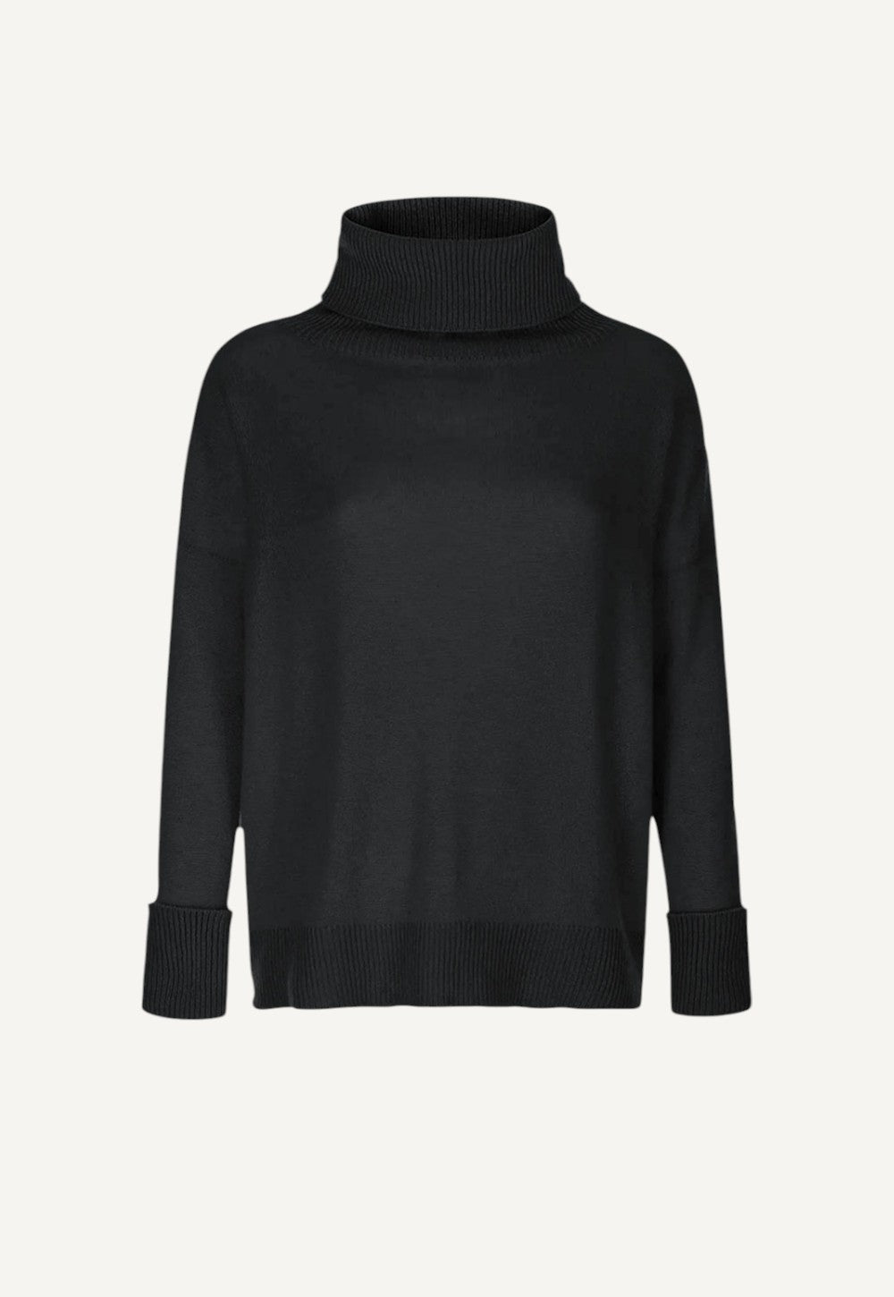 The Vera Sweater in Black – cashmere knitwear by Antonia Zander
